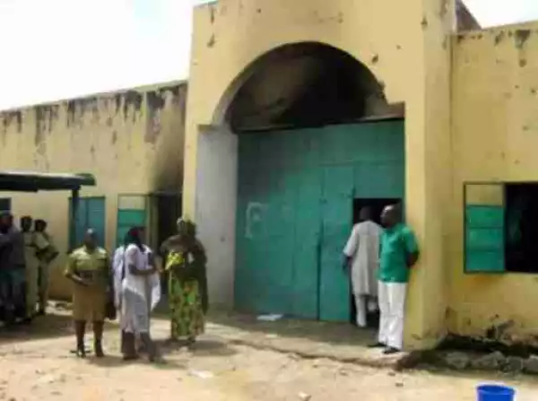 BREAKING: Kuje prison in Abuja is on FIRE! (Video)